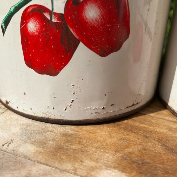 Vintage Decoware Canister Set in Red Apple Design / Set of 3 Decoware Red Canist - Picture 8 of 11